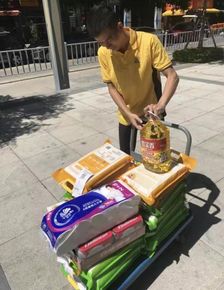 蘇寧小店818半價日銷售觀察 野里河大米銷量奪冠，成人用品表現亮眼