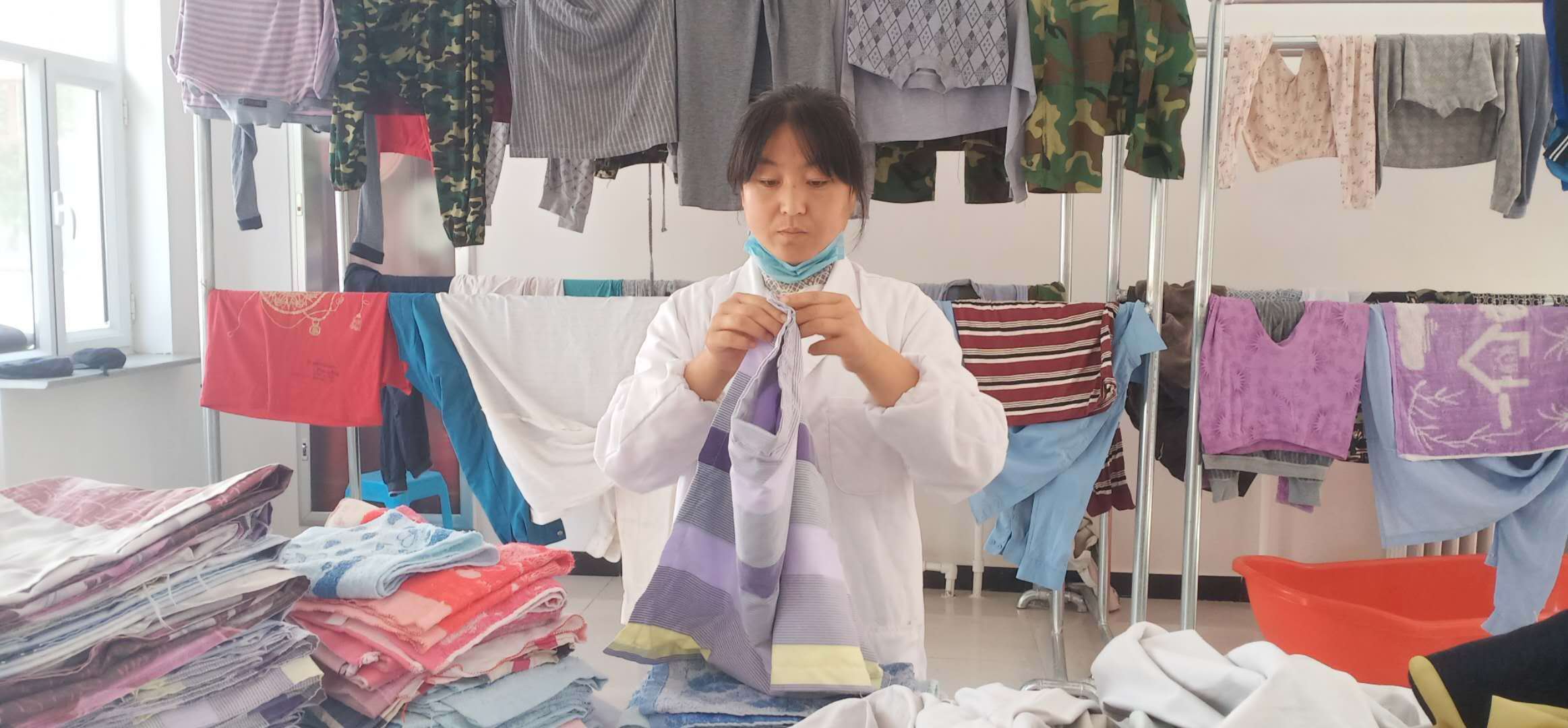 克什克騰旗 關注女性健康，與愛同行——從服飾視角看新時代女性發展